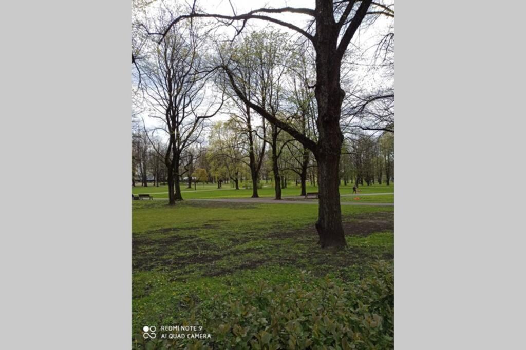 Latgales139 6 Can Stay Park In Front Of The House Free Parking Behind The Fence Self Check In Out Riga Exteriör bild