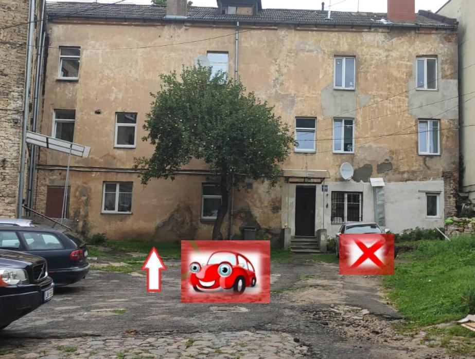 Latgales139 6 Can Stay Park In Front Of The House Free Parking Behind The Fence Self Check In Out Riga Exteriör bild